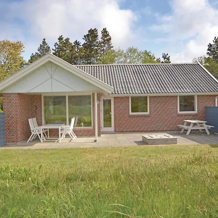 Stunning In With Kitchen * Blåvand